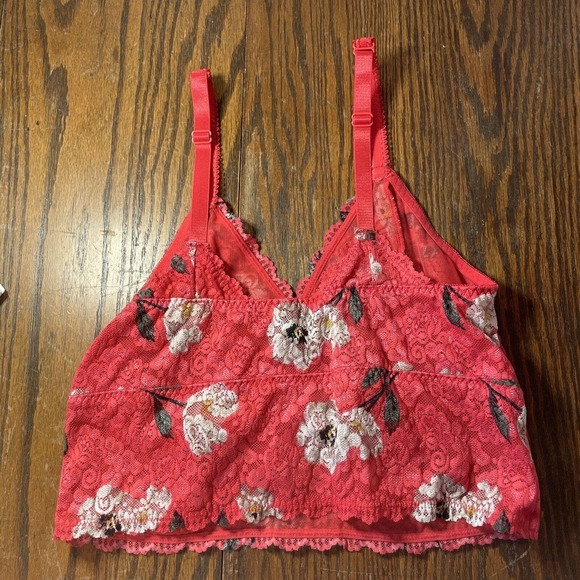 Torrid Curve Lace Bralette SZ 1 Red Floral Design Valentines Sexy Ready To Wear - Picture 2 of 8
